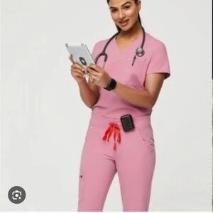 Figs chalk pink scrubs